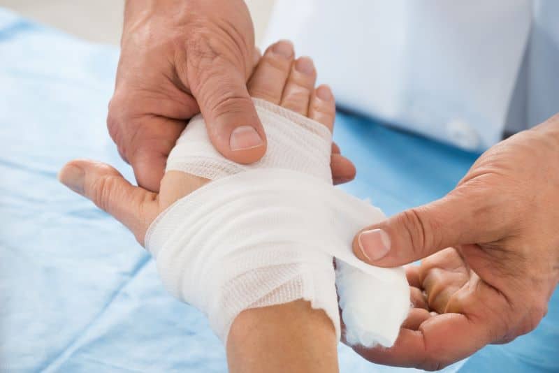 What is a Wound Care Clinic?
