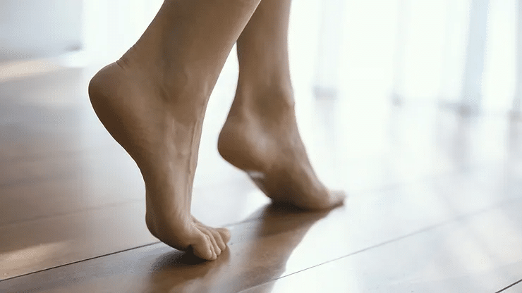 Who are at risk for Achilles Tendon Rupture?